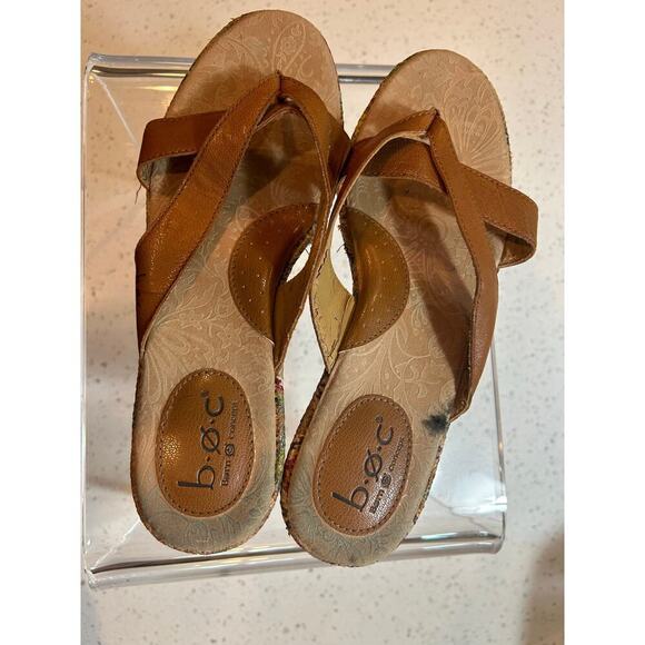 B.O.C. Flat Leather Strappy Colorful Platform Sandals - Size 9 - Picture 3 of 7